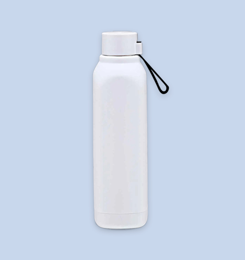 Insulated Square Steel Bottle with Strap & 750 ml Capacity